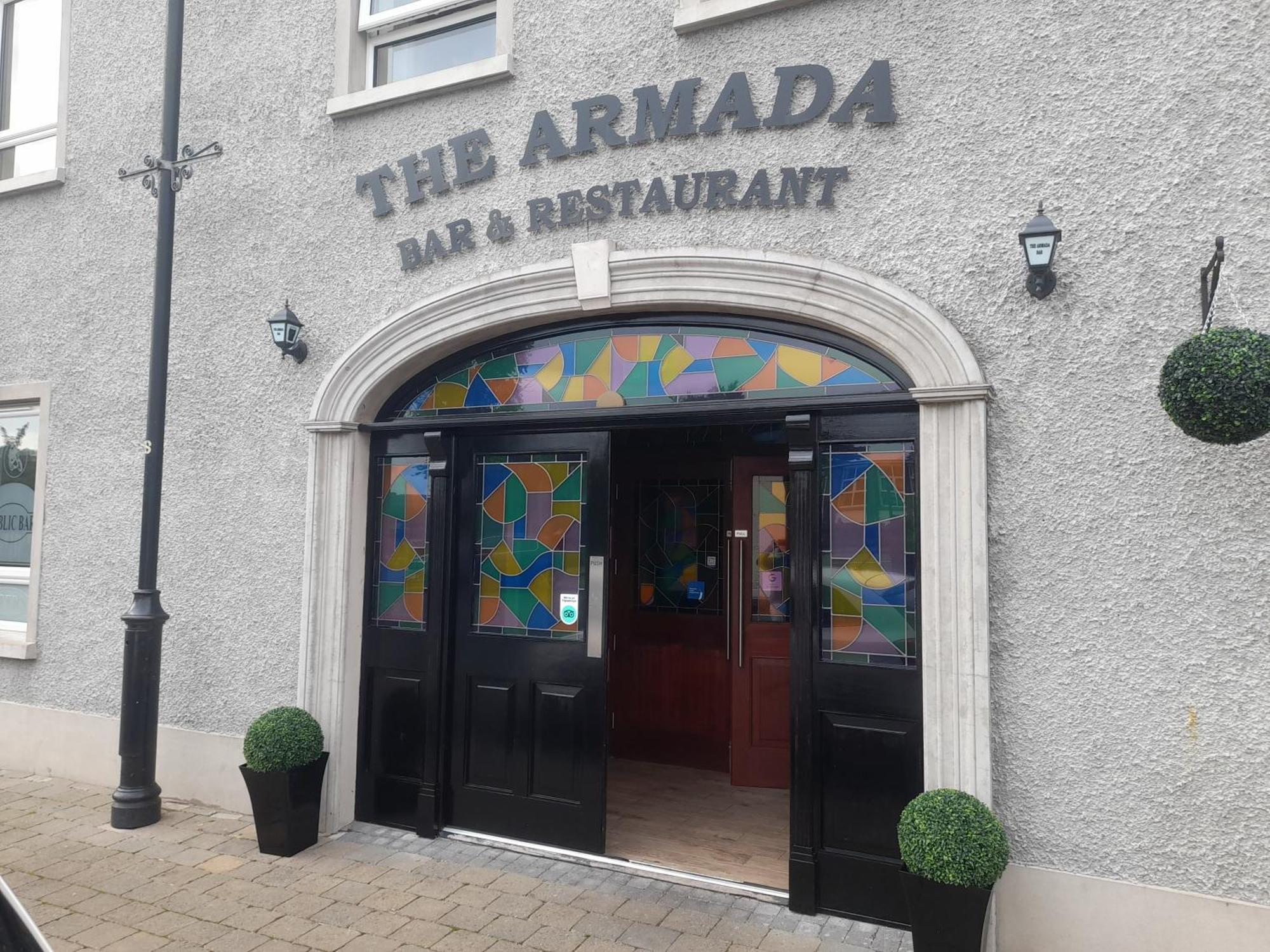 The Armada Bar And Restaurant Bed & Breakfast Armoy Exterior photo